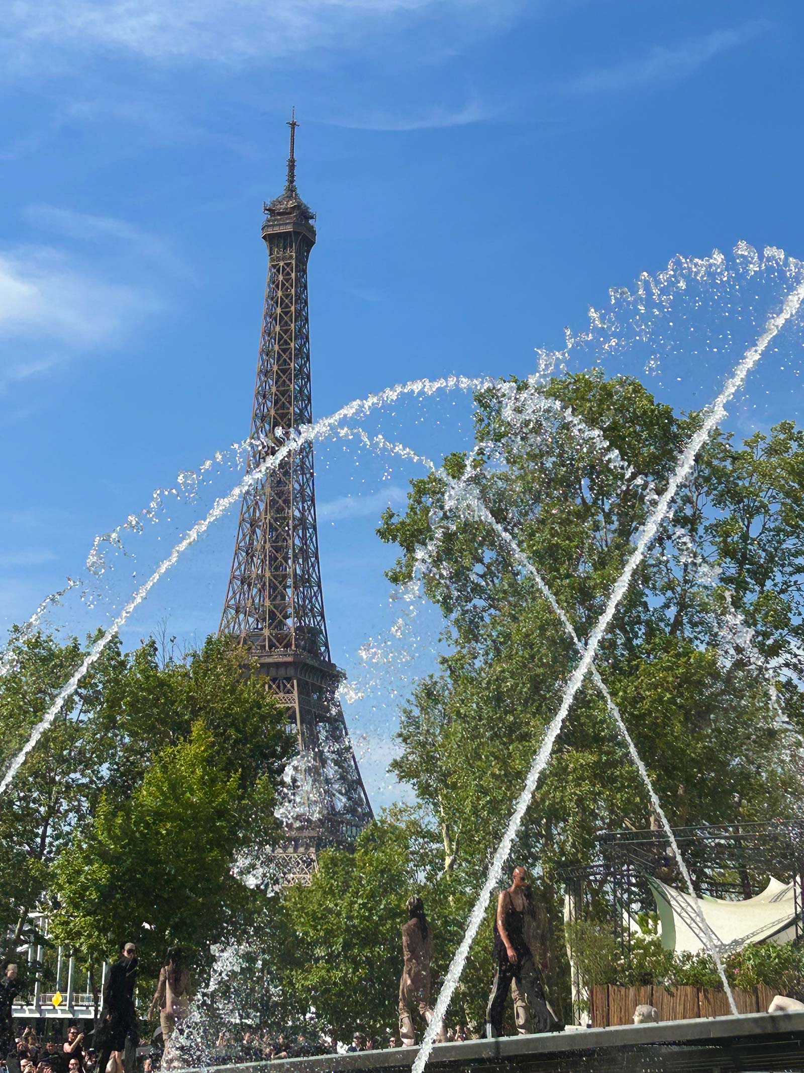 paris-fashion shows